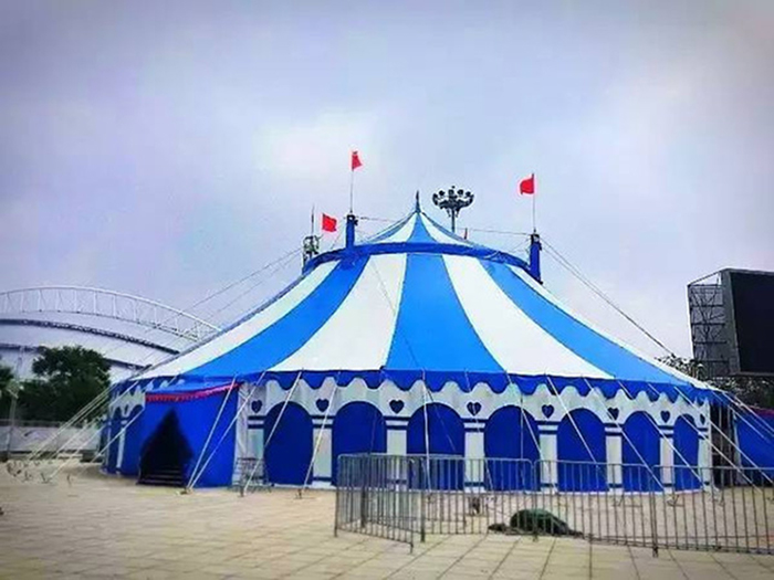 馬戲大棚